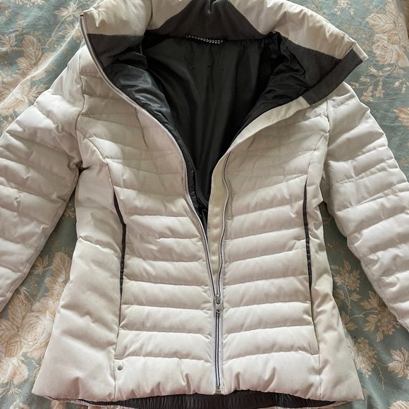 Spyder Women's Ski & Snow Jacket - Picture 1 of 5
